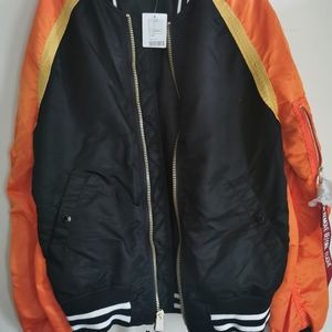 Urban x Alpha 2B Raglan Sleeve Black/Emergency Oranfe